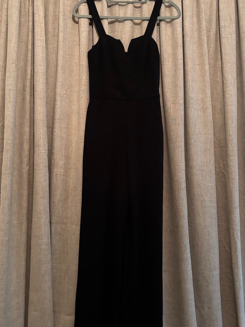 Black Sleeveless Maxi Dress with Sweetheart Neckline